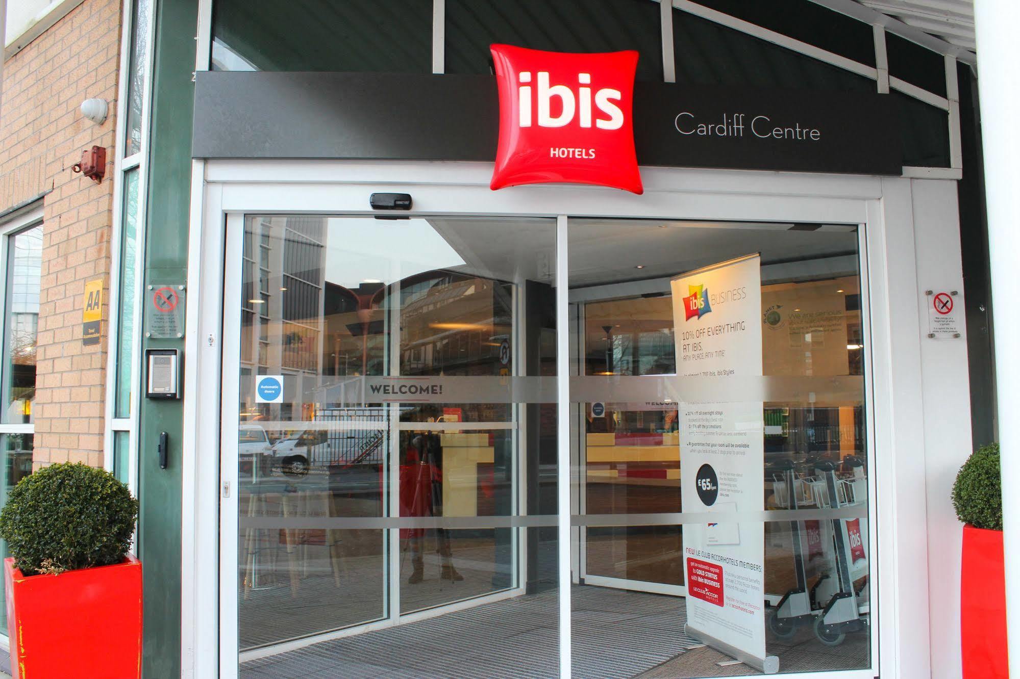 Ibis Cardiff Centre Hotel Buitenkant foto